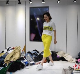 宿迁兼职模特试衣服(兼职做试衣模特好吗)