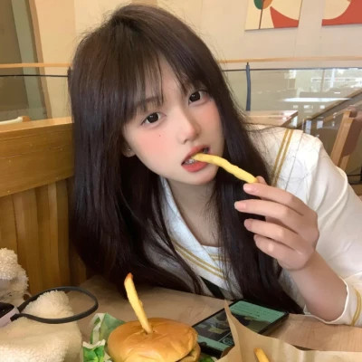 宿迁伴游女生李欣怡的资料